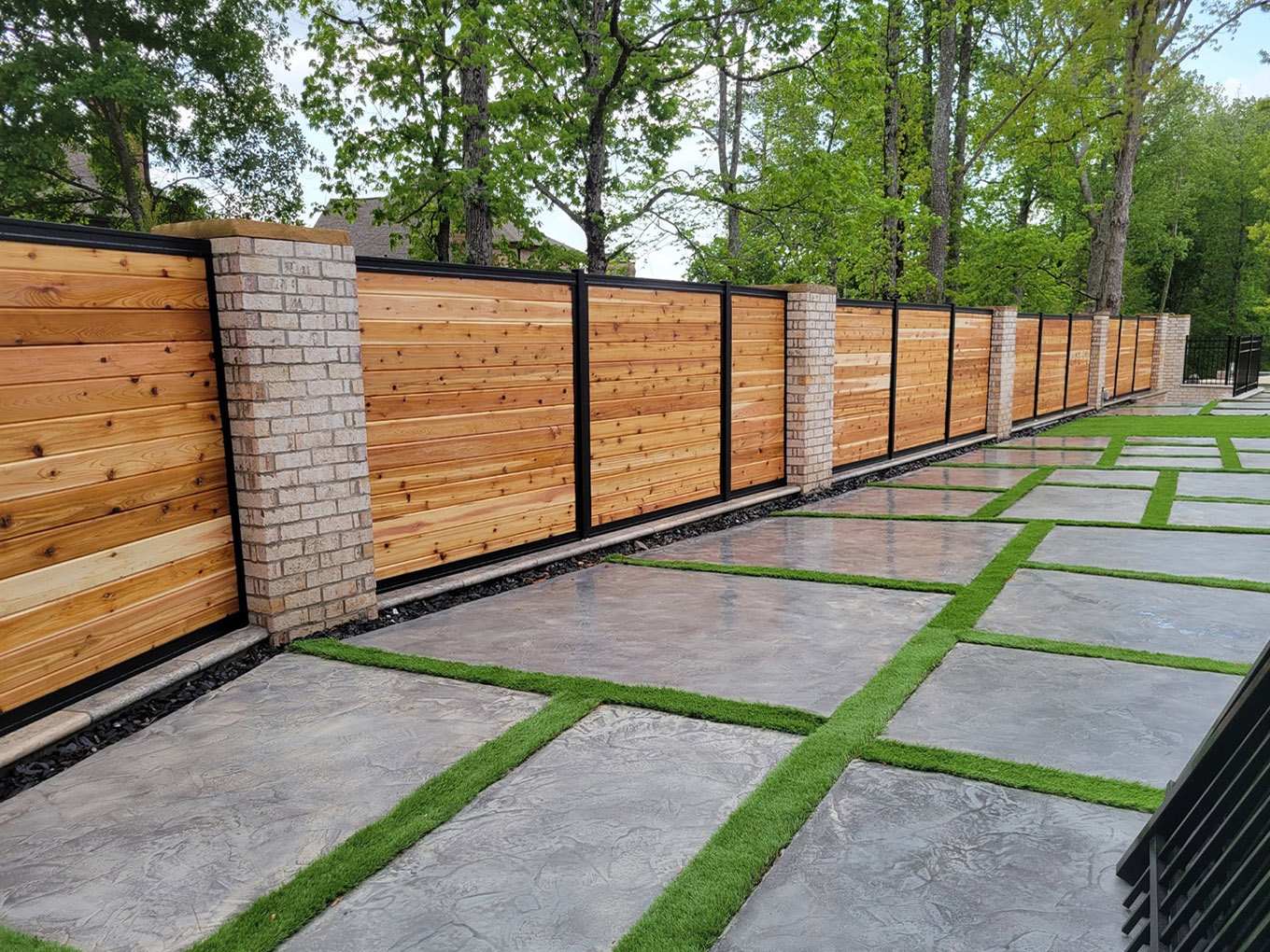 Hoschton GA horizontal style wood fence